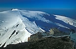 Gobba di Rolin (3899 m) a lyžařské vleky 