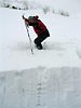 Zkouška soudržnosti vrstev sněhu poskakováním na lyžích