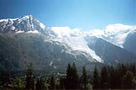 skupina Mt. Blanc, ledovec Glacier des Bossons z Chamonix